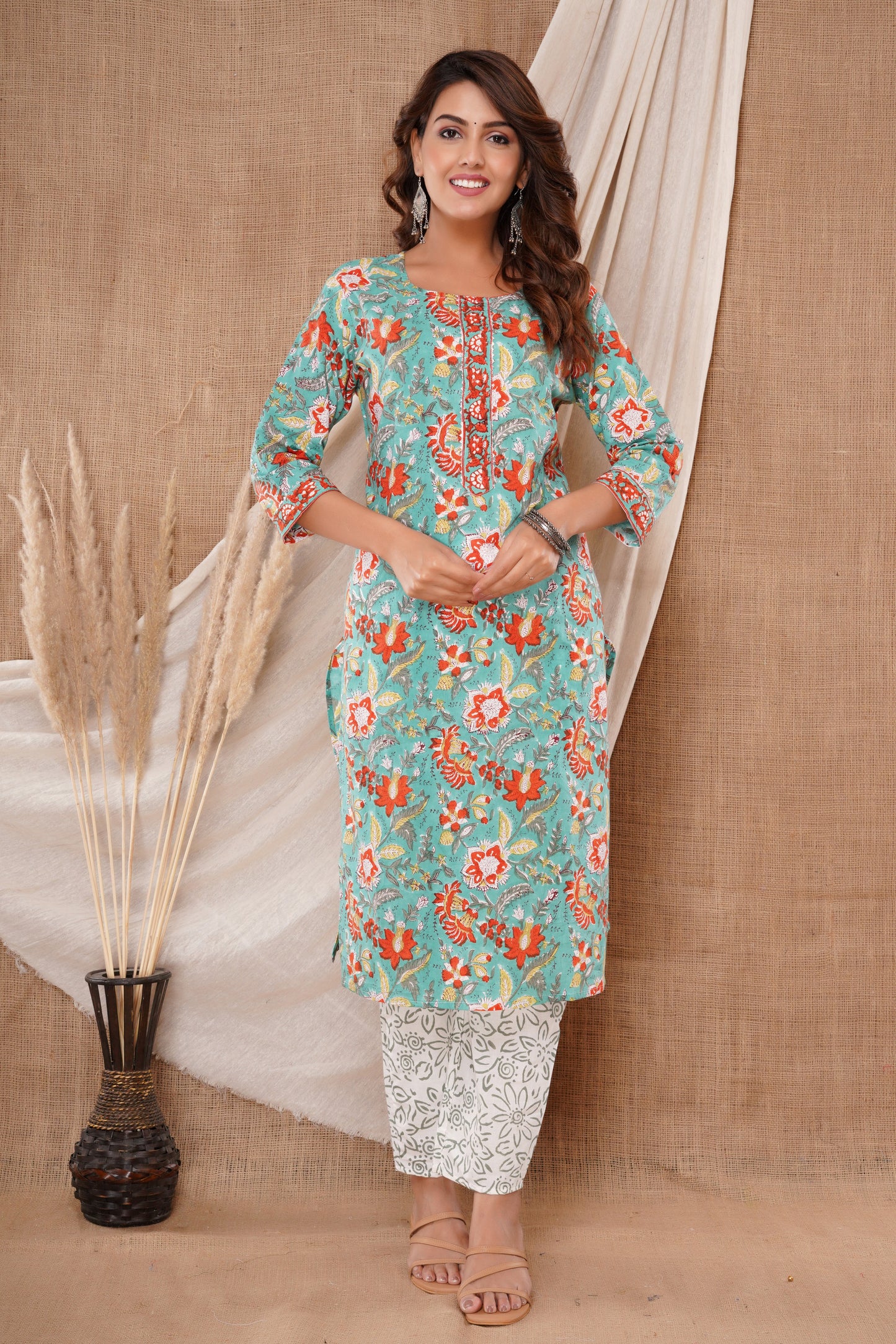 Pure Cotton Fabric Kurta, Pant And Dupatta Set.