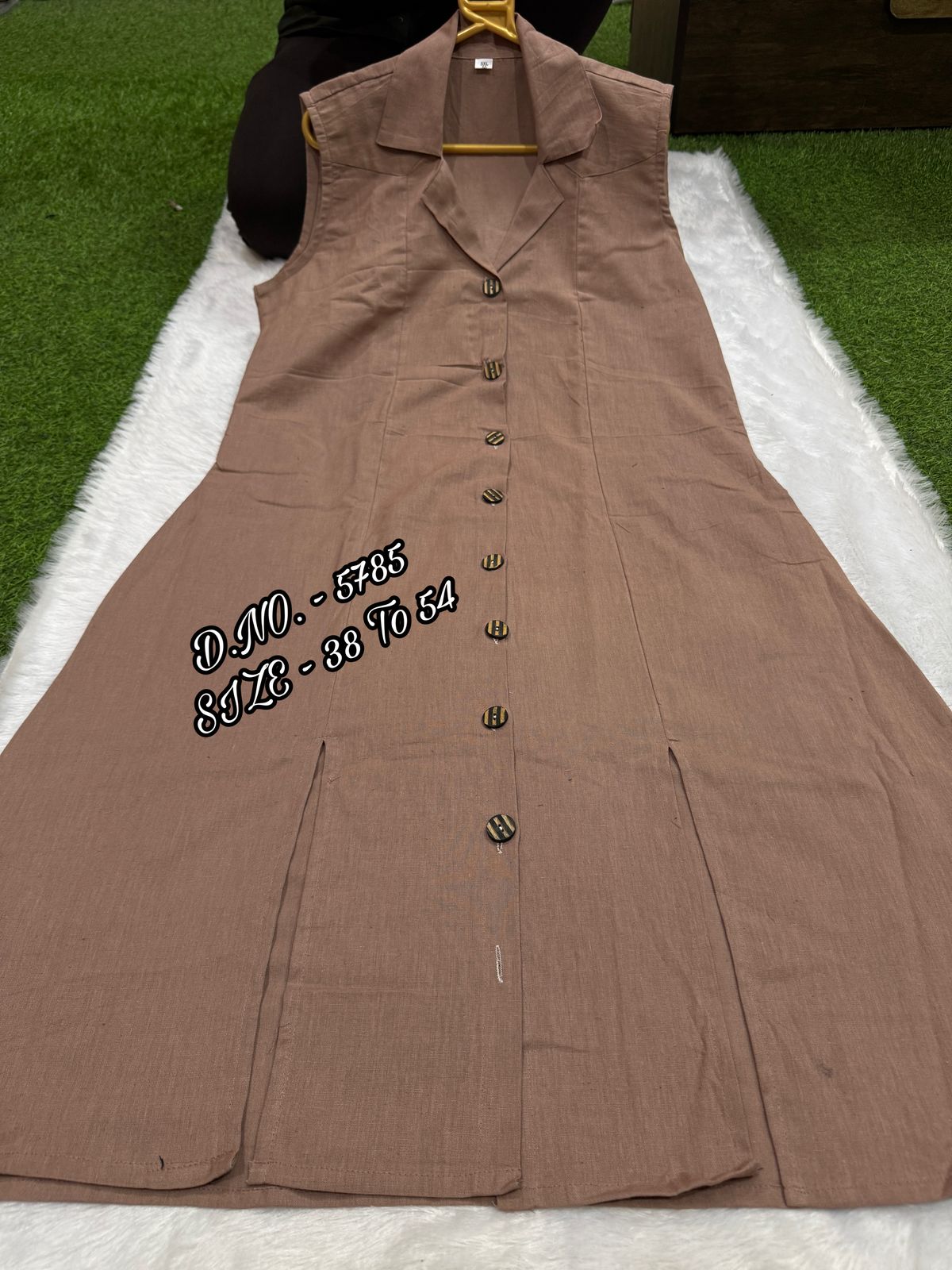 Cotton Slub/Flex (Khadi) Long Kurti with Front Slit & Openable Buttons
