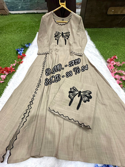 Elegant Heavy Cotton Slub/Cotton Flex (Khadi) Aari Embroidered Long Kurti & Pant Cord Set